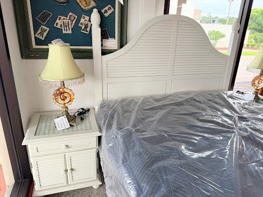 White Queen Bed Set