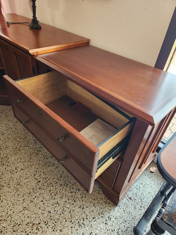 DK Wood 2 Drawer File Cabinet