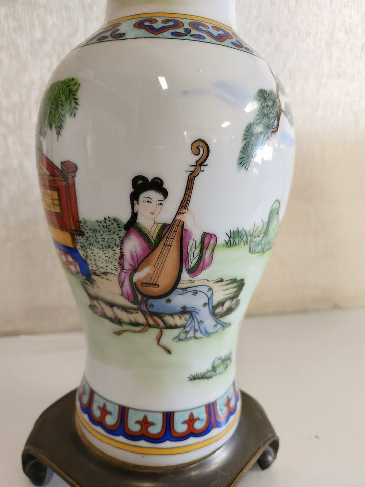 Oriental Table Lamp