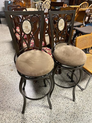 Black Metal Bar Stools