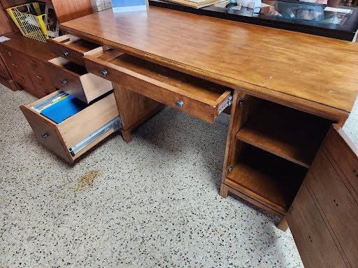 ETHAN ALLEN Cherry Desk
