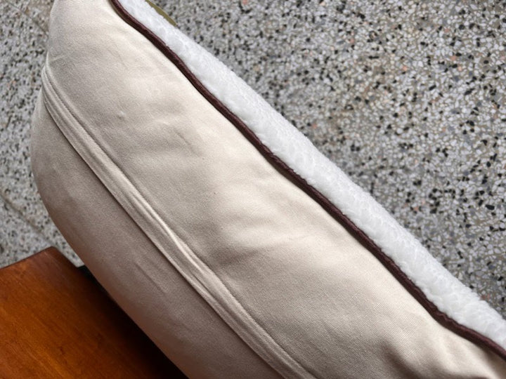 SET OF 2- SURYA 14" x 22"  Pillow