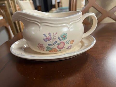 Ceramic Floral Gravy Bowl with Plate