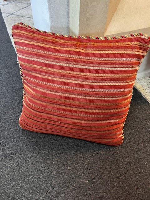 Reversible throw pillow, burgundy with flowers and stripes