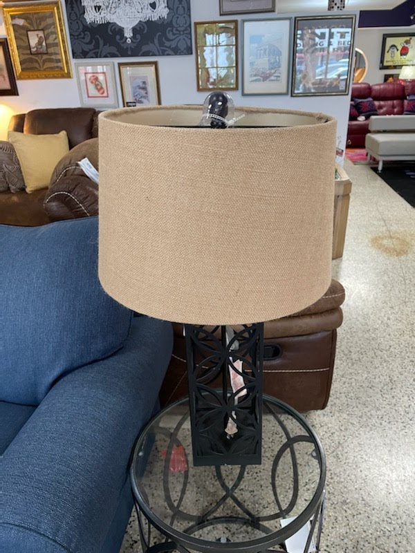 SET OF 2 - Black Leaf Design Table Lamps
