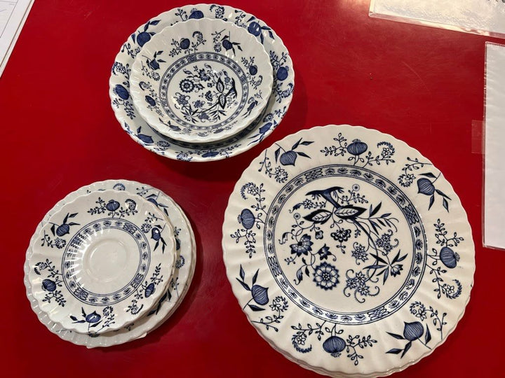 Blue nordig saucer